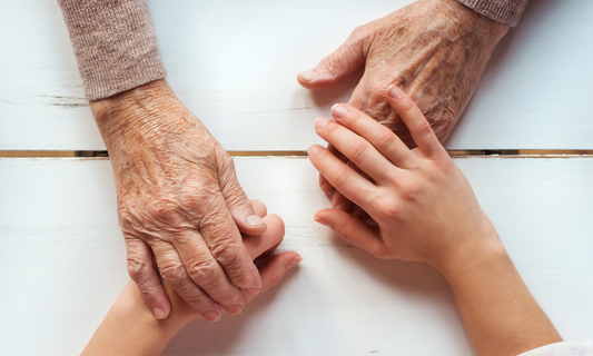 La déshydratation chez les personnes âgées : reconnaître les signes et agir